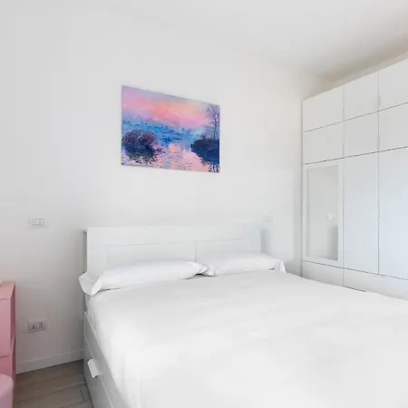 Charming Mazzini By Wonderful Italy * Bologna